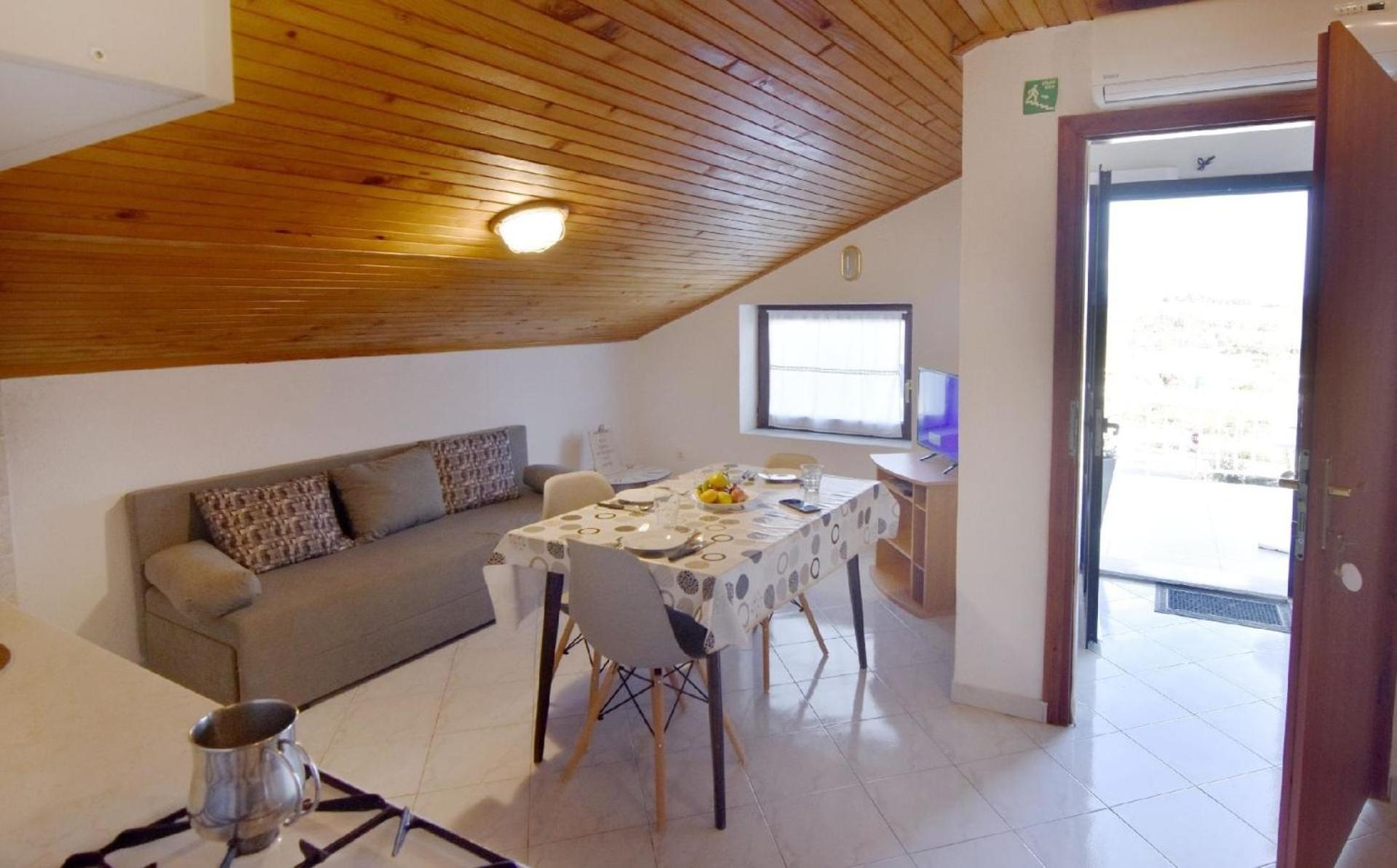 Einfache Wohnung Silva Mit Terrasse Bašanija Exteriér fotografie